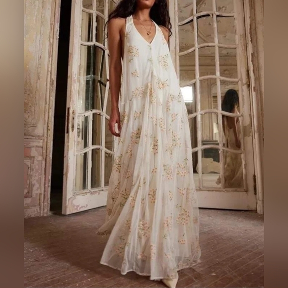 Free People Dresses & Skirts - Free People Embroidered Maxi Dress